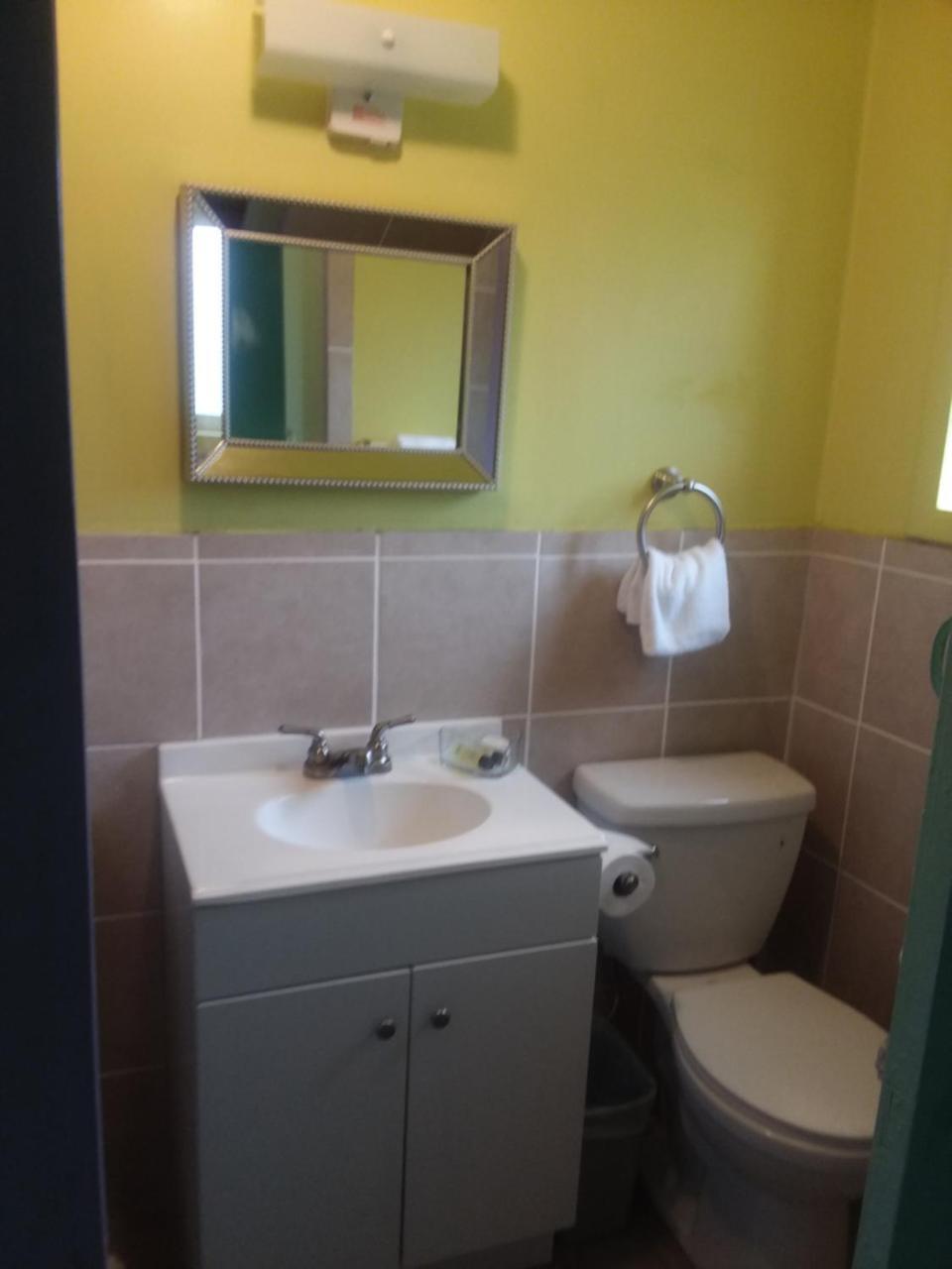 Shiny Motel Hoquiam Ngoại thất bức ảnh